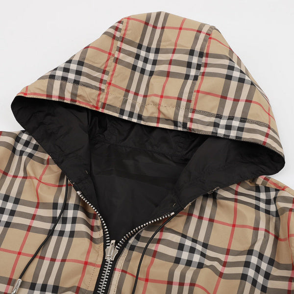 Back view of Burberry luxury piece style No.462
