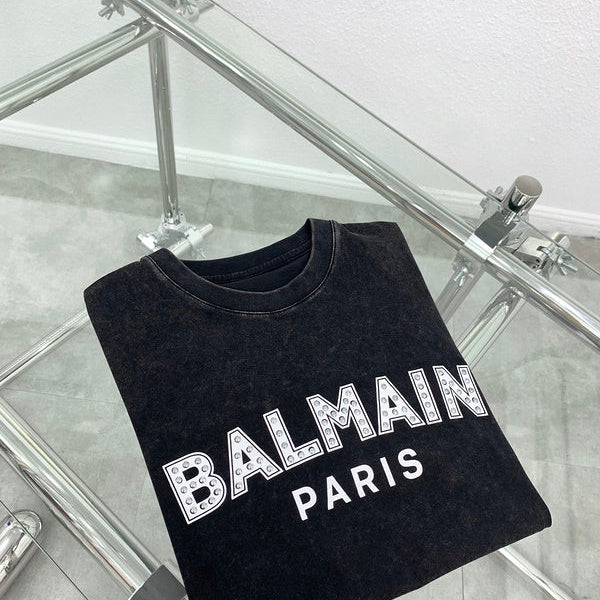 Front view of Balmain luxury piece style No.084