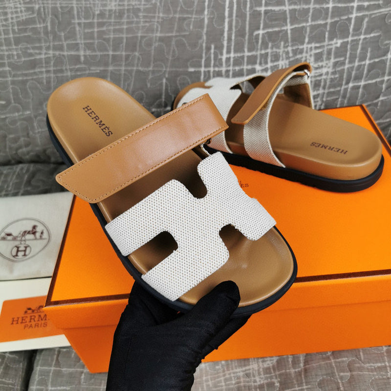 Hermès Burgundy Crisscross Strap Sandals - Toe Detail View