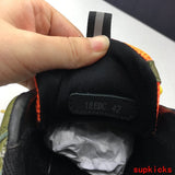 Dior shoes Style 054 - logo and branding close-up