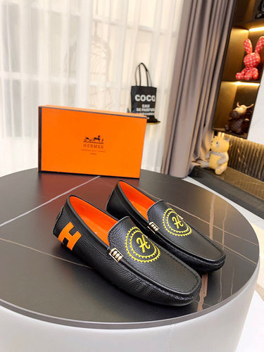 Hermes shoes Style 043 - texture and material detail