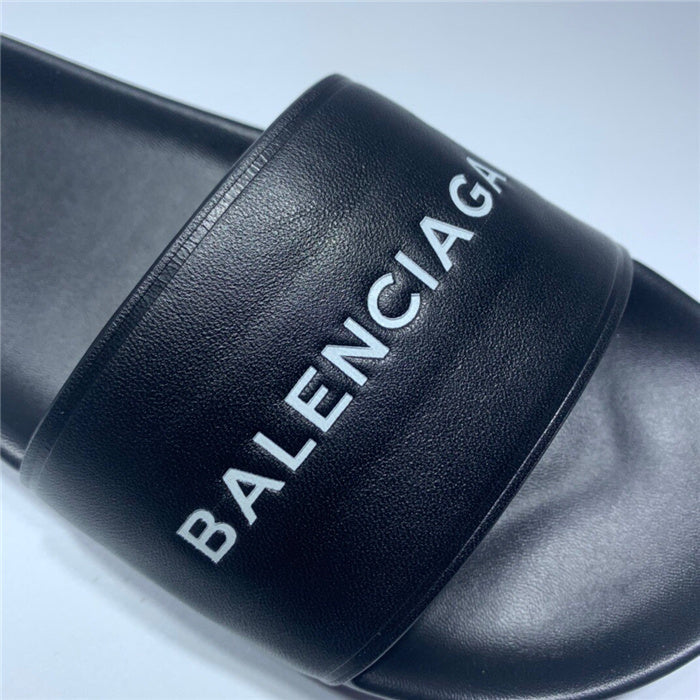Balenciaga sandals Style 125 - top view showing design