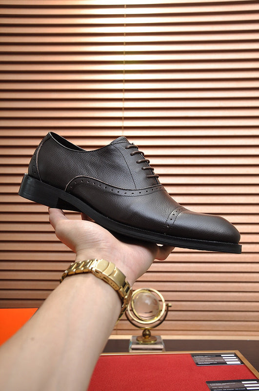 Hermes shoes Style 075 - top view showing design