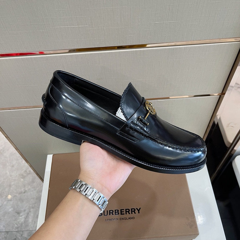 Burberry shoes Style 277 - back heel detail