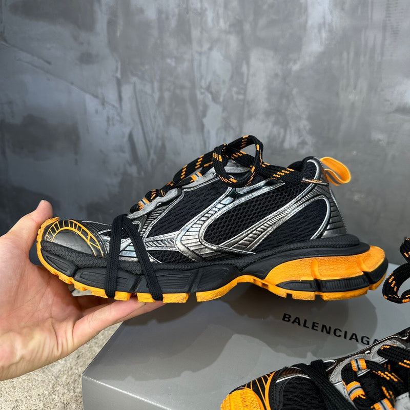 Balenciaga shoes Style 061 - angled studio shot