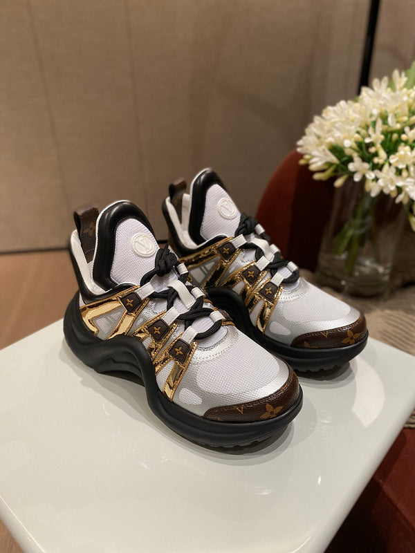 Louis Vuitton shoes Style 280 - side profile detail