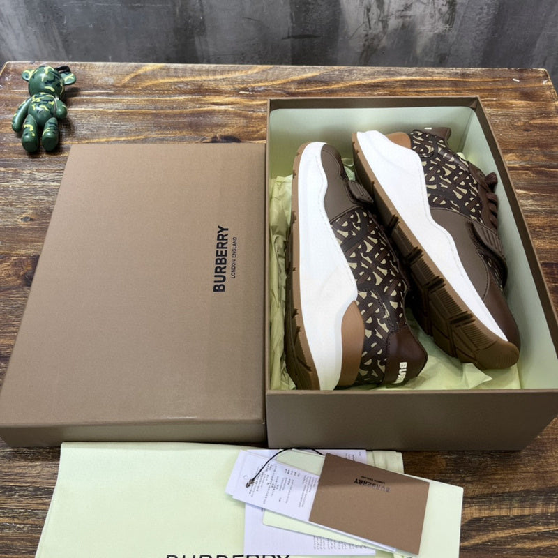 Burberry shoes Style 316 - angled studio shot