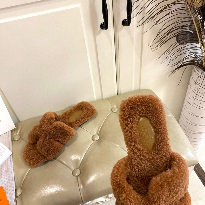 Hermès Beige Platform Sandals - Lifestyle Styling Shot