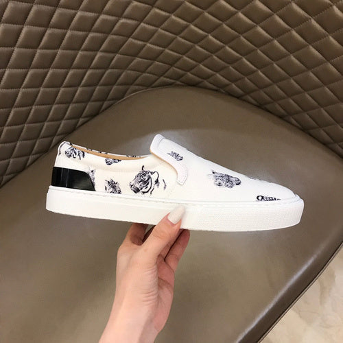 Hermes shoes Style 092 - texture and material detail