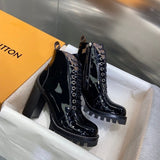 Louis Vuitton shoes Style 222 - texture and material detail