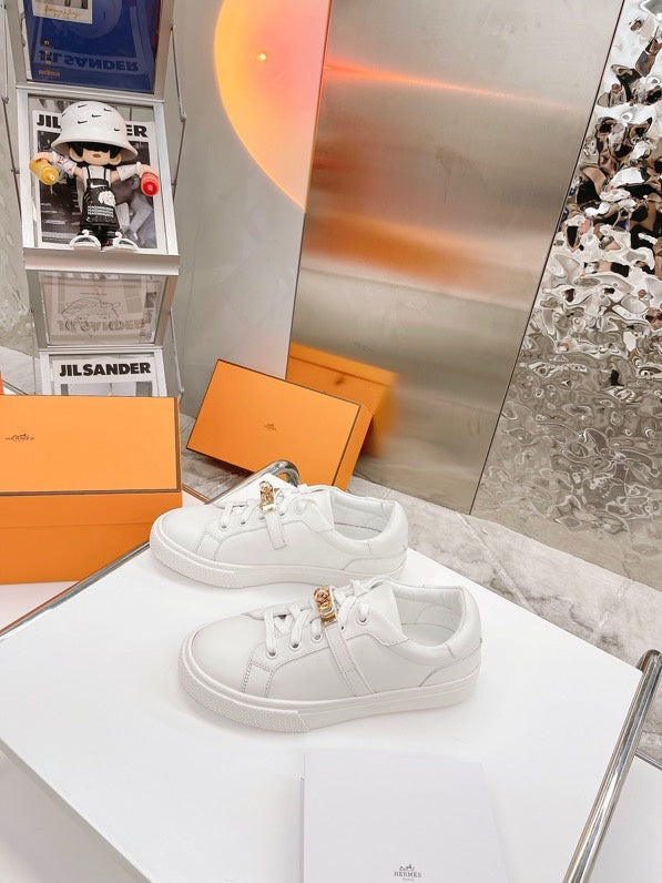 Hermes shoes Style 360 - side profile detail