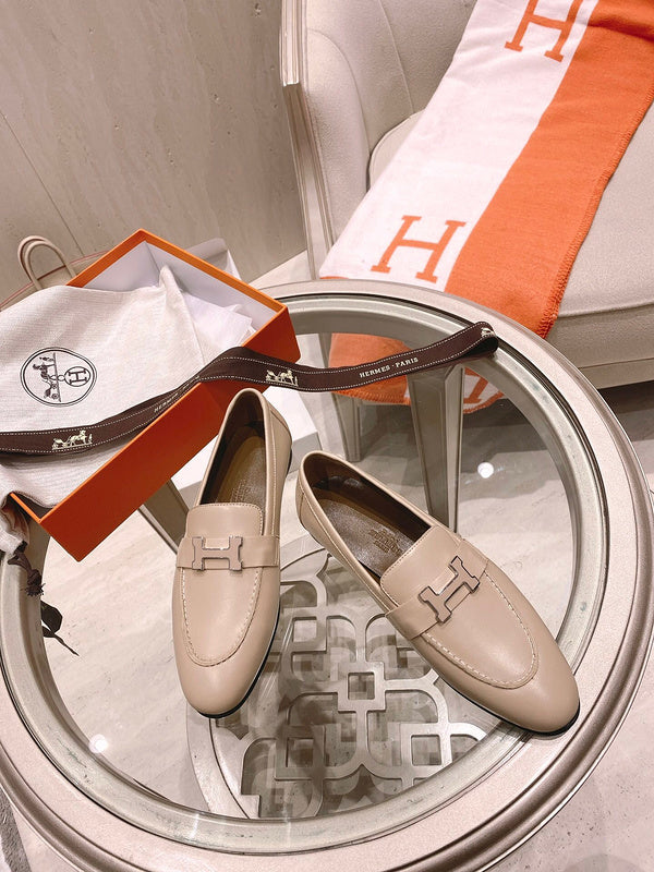 Hermès Grey Bow-Detail Flats - Back View