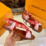 Texture and finish detail of Louis Vuitton luxury piece style No.101