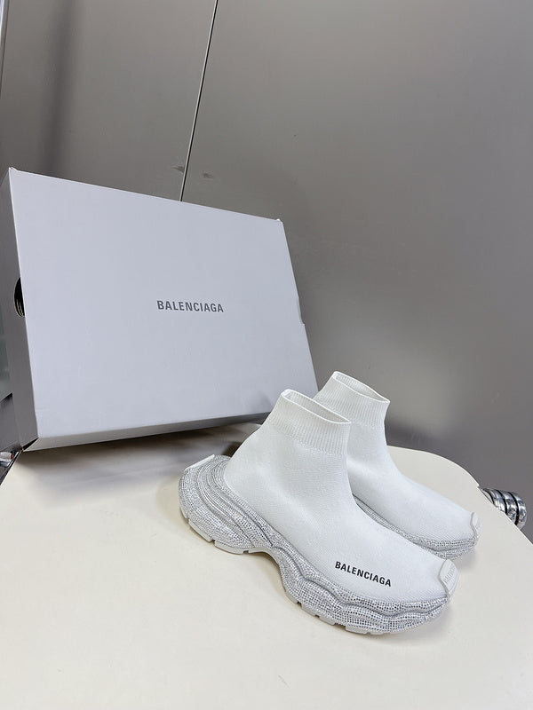 Balenciaga shoes Style 044 - close-up of sleek modern silhouette