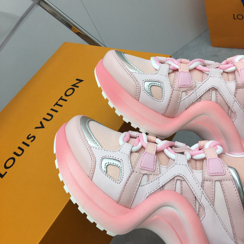Louis Vuitton shoes Style 316 - top view showing design