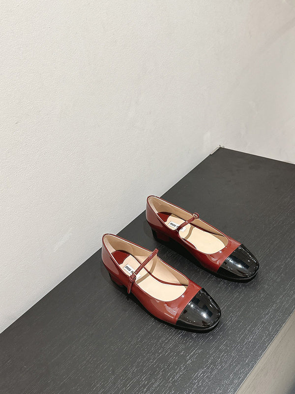 Texture and finish detail of Miu Miu luxury piece style No.129