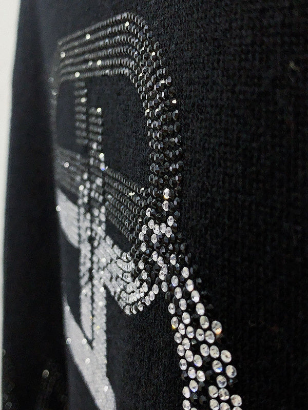 Styling view of Balenciaga luxury piece style No.065