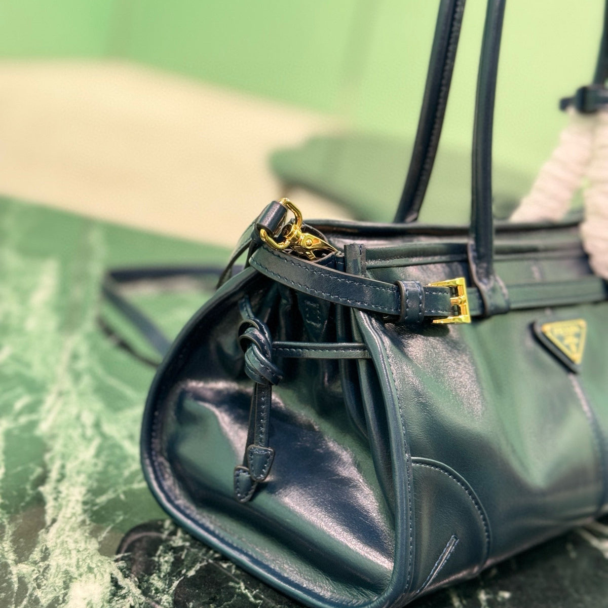 Bags- Pd Medium Leather Handbag Luxury Designer Leather Handbag