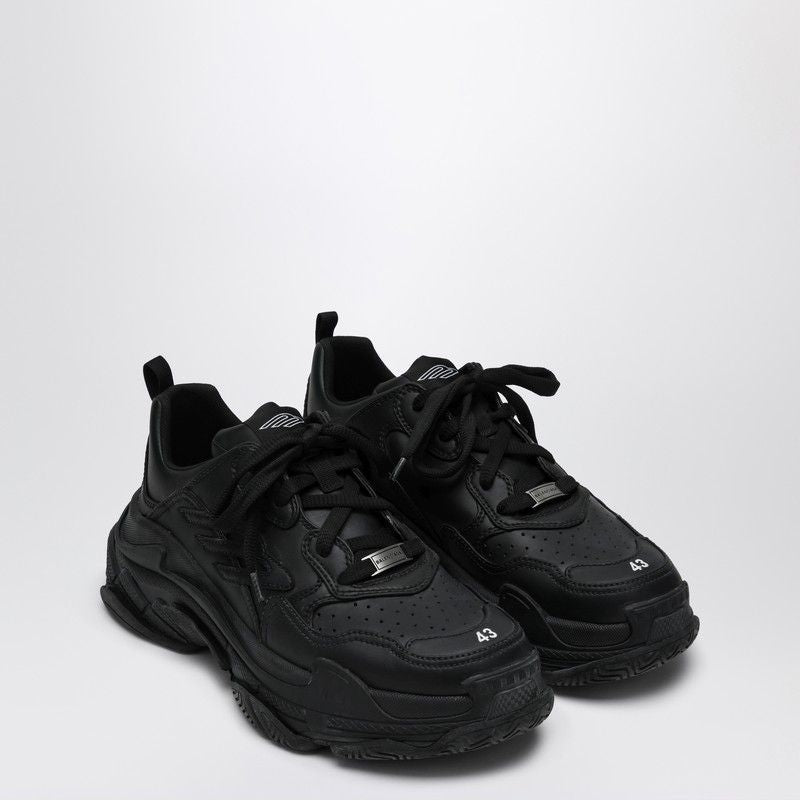 Balenciaga Shoes? BALENCIAGA Sporty Triple S Sneakers for Men Luxury Lifestyle Designer Footwear