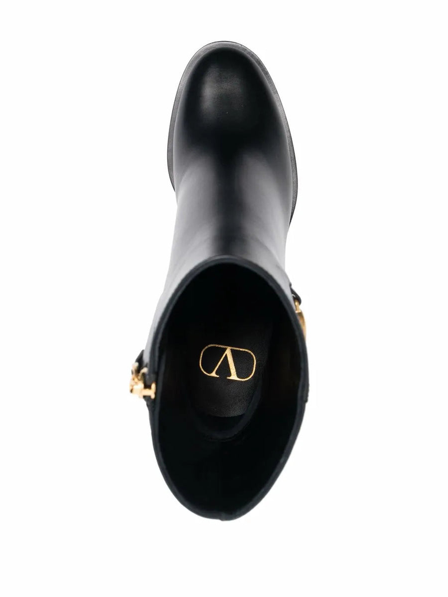 Valentino Shoes? Valentino 8.06E+12 Luxury Lifestyle Designer Footwear