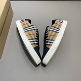Burberry shoes Style 089 - sole and craftsmanship detail