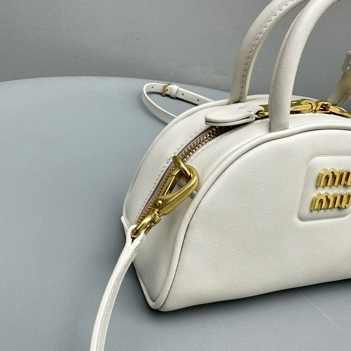 Bags- Miu M Leather Top Handle Bag Luxury Designer Leather Handbag