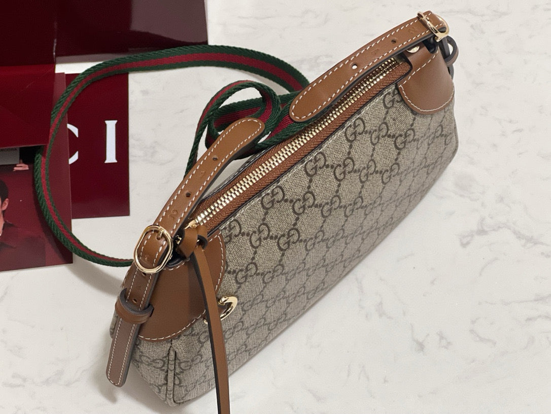 Gucci Bags- Gucci Emblem Small Shoulder Bag Premium Designer Shoulder Bag