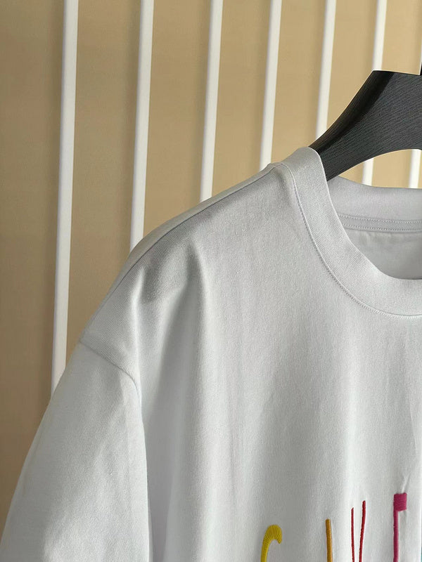 Three-quarter angle view of Givenchy luxury piece style No.236