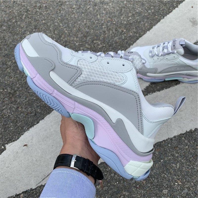 Balenciaga shoes Style 409 - logo and branding close-up