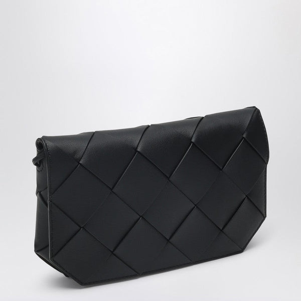 Bottega Veneta premium shoulder bags detail and craftsmanship close-up