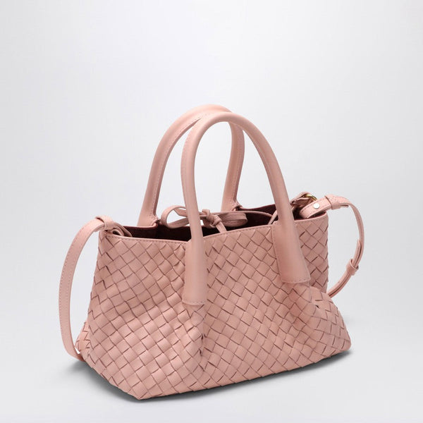 Bottega Veneta premium shoulder bags detail and craftsmanship close-up