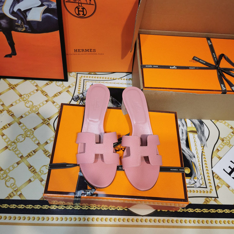 Hermes sandals Style 012 - top view showing design