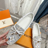 Louis Vuitton shoes Style 320 - sole and craftsmanship detail
