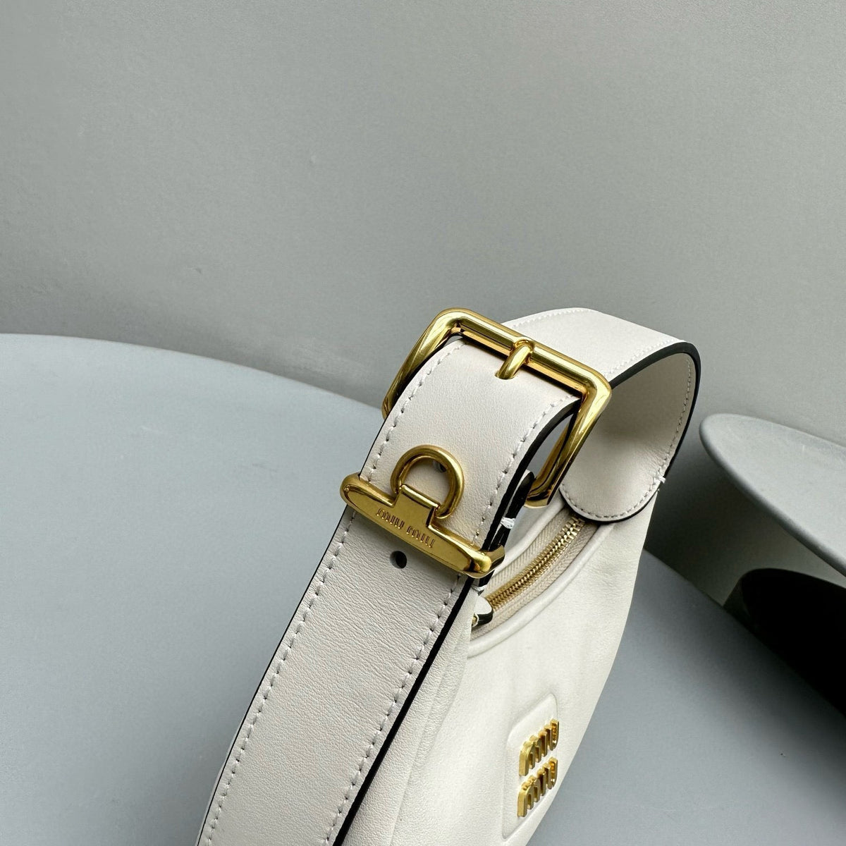 Bags- Miu M Leather Hobo Bag Luxury Designer Leather Handbag