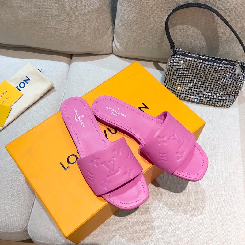 Louis Vuitton shoes Style 234 - top view showing design