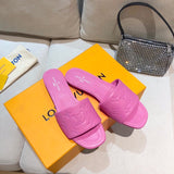 Louis Vuitton shoes Style 234 - top view showing design