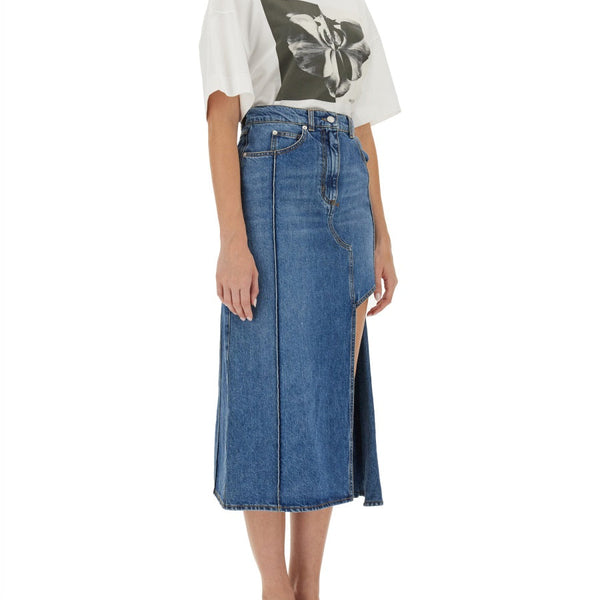 Alexander McQueen premium tee shirts detail and craftsmanship close-up