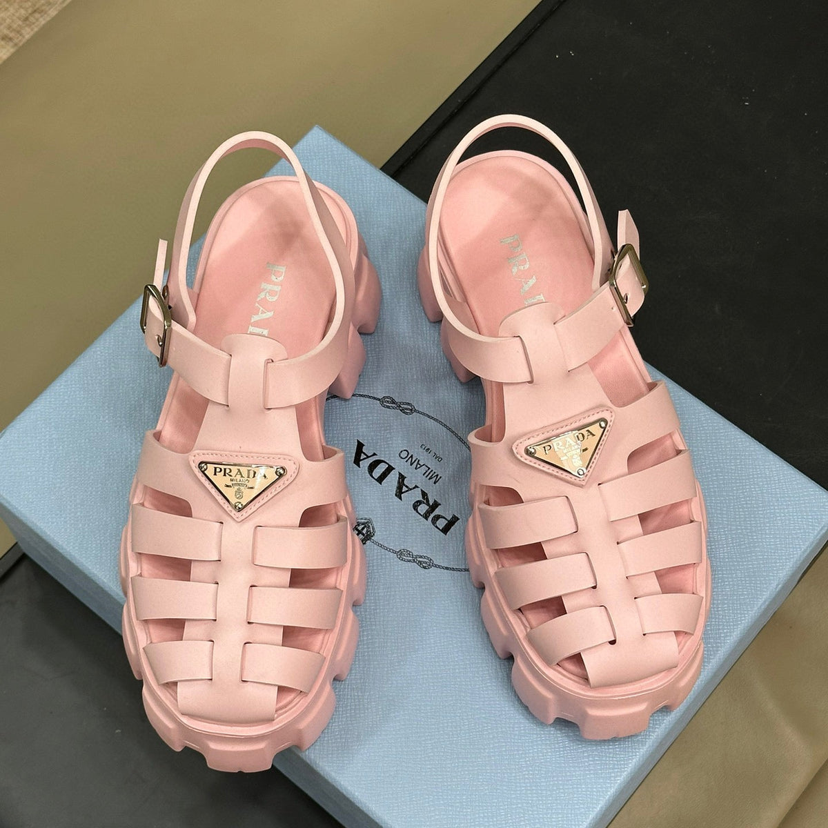Shoes- Pd Sandals Comfortable Everyday Designer Shoes