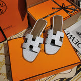 Hermes sandals Style 123 - sole and craftsmanship detail