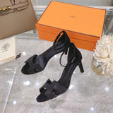 Hermes shoes Style 370 - logo and branding close-up