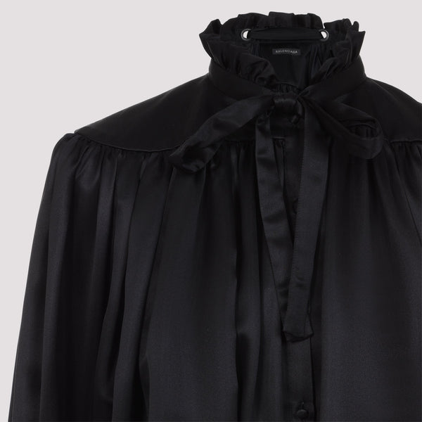 Close-up of Balenciaga t-shirts & tops hardware and fine stitching