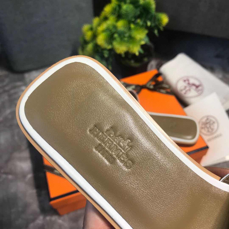 Hermes sandals Style 075 - back heel detail