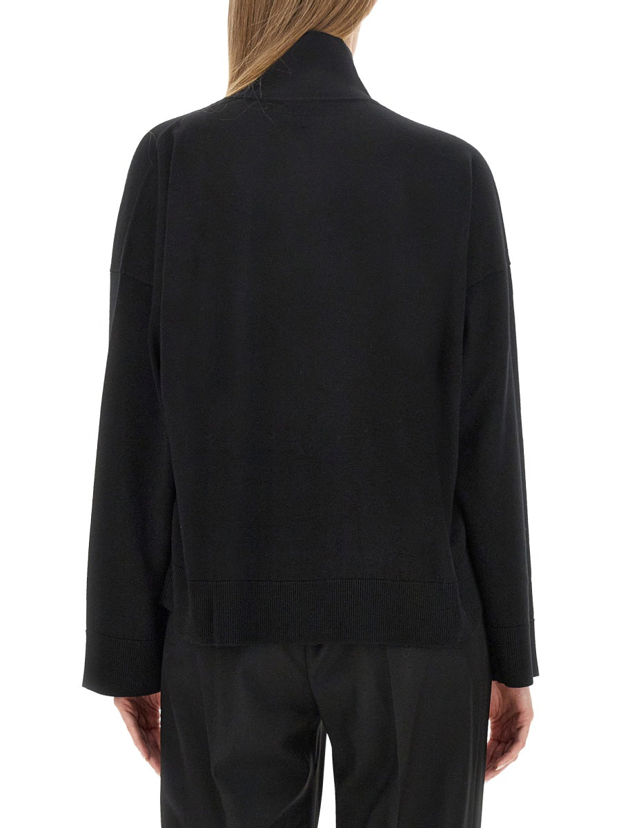 Bottega Veneta premium sweaters & pullovers detail and craftsmanship close-up