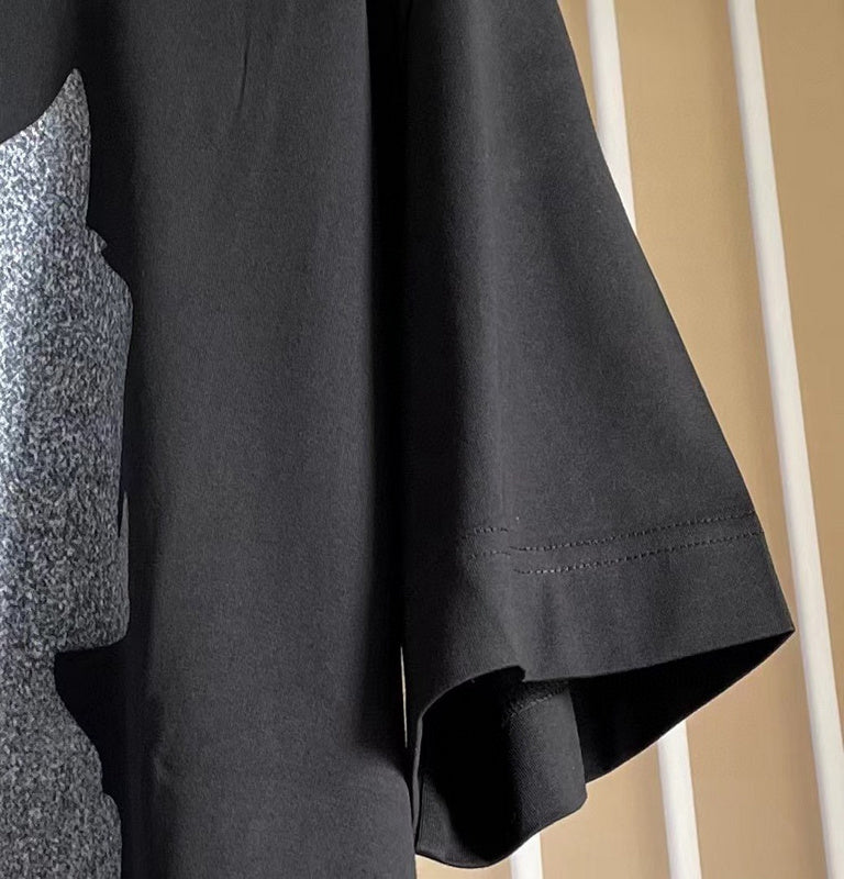 Styling view of Givenchy luxury piece style No.133