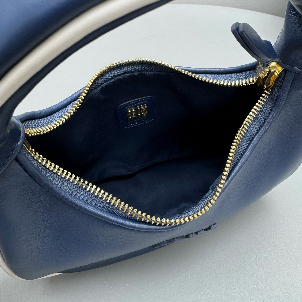 Bags- Miu M Wander Bag Premium Designer Shoulder Bag