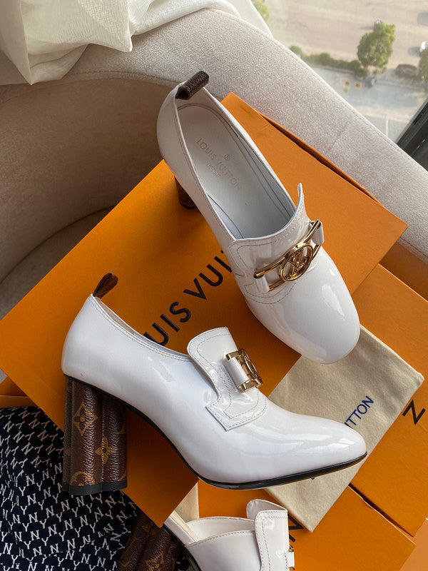 Louis Vuitton designer shoes full view