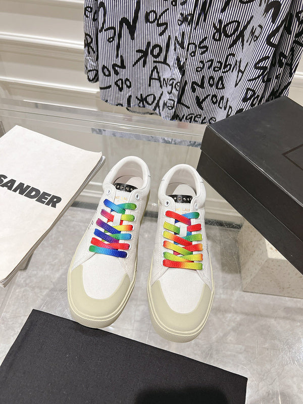 Close-up detail view of Saint Laurent luxury piece style No.055