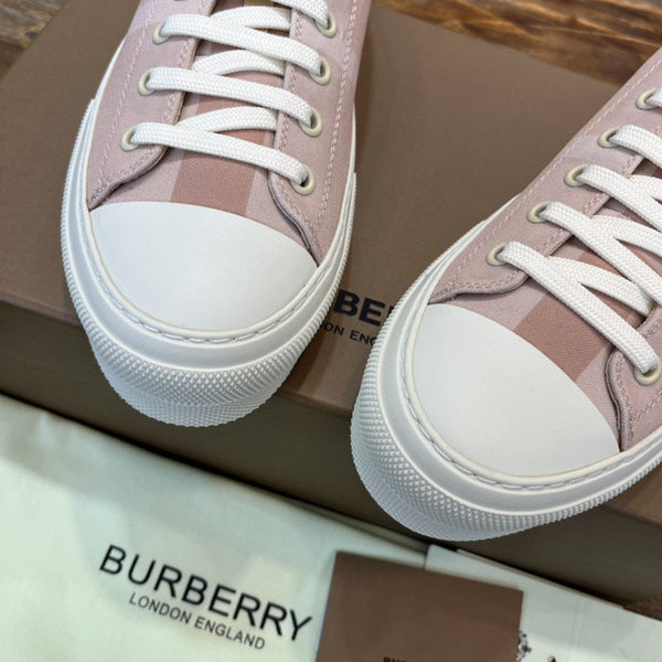 Burberry Grey Chunky Platform Sneakers - Sole Detail View