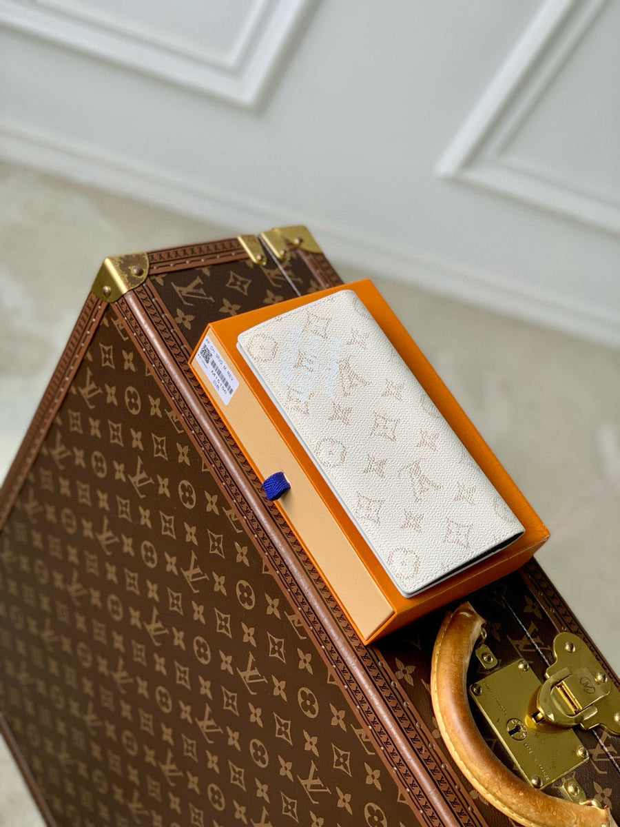Louis Vuitton Wallets- Louis Vuitton Lou Brazza Wallet Elegant Everyday Leather Wallet