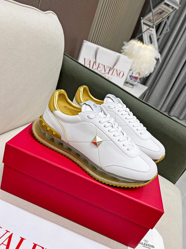 Three-quarter angle view of Valentino Garavani luxury piece style No.201